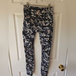 lululemon athletica Floral Leggings - Black and White